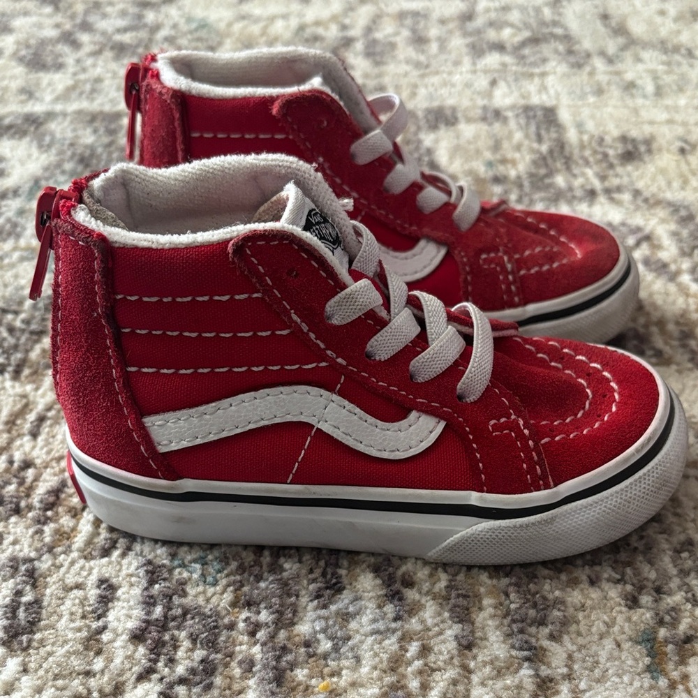 Vans Toddler Sk8 Hi Zip Red and White High-Top Sneakers Size 6